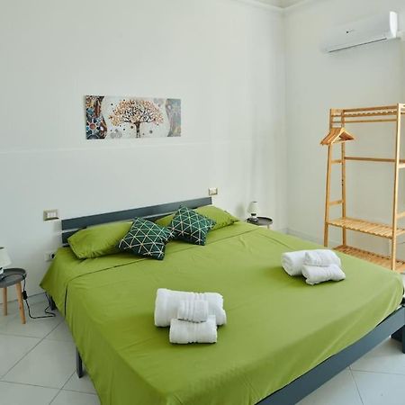 Gioiello A Due Passi Da OrtigiaPrivate Parking Apartment Syracuse Bagian luar foto